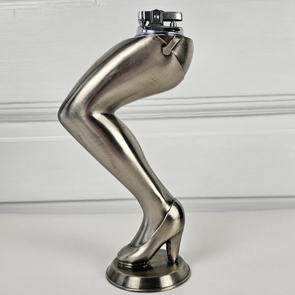 VTG c. 1940s pinup girl leg lighter 4.5 x 8.5 - Picture 1 of 15